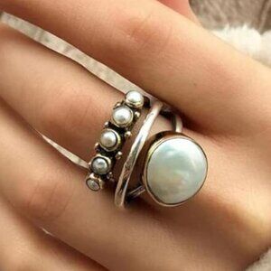 Silver pearl bead ring